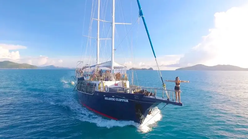 Atlantic Clipper party boat sailing the Whitsundays