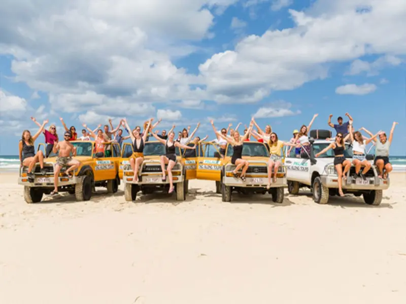 K'gari 4WD tag-along crew