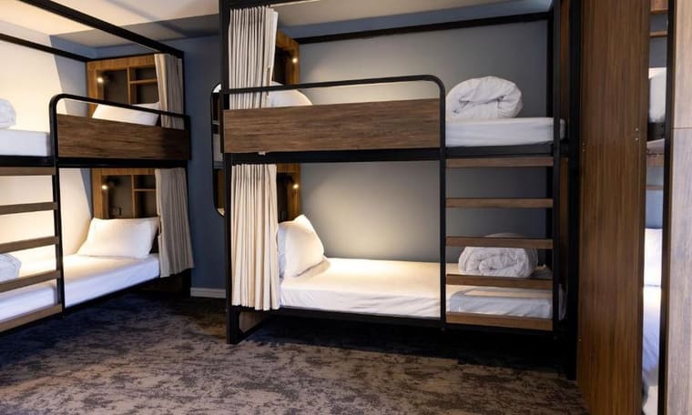 Wanaka hostel, accommodation on NZ Adventure South, 9 Days Christchurch to Queenstown