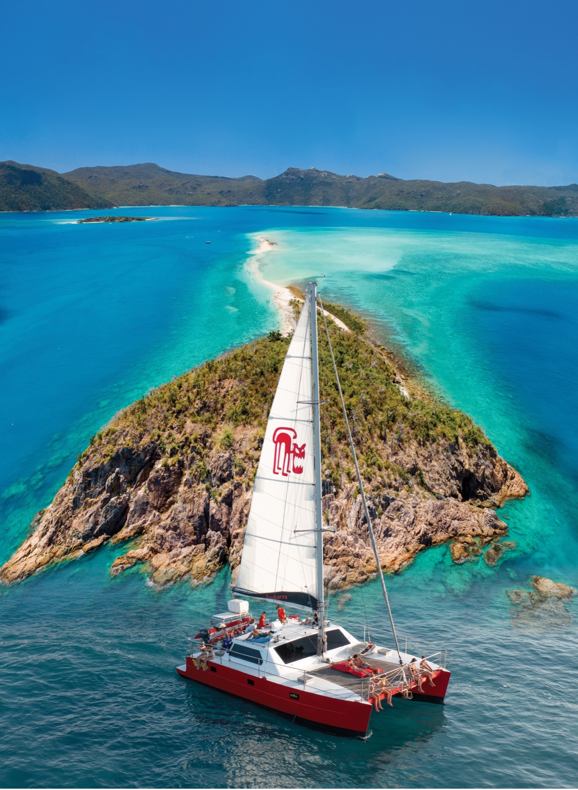Whitsundays Day Sail, Whitehaven & Snorkel